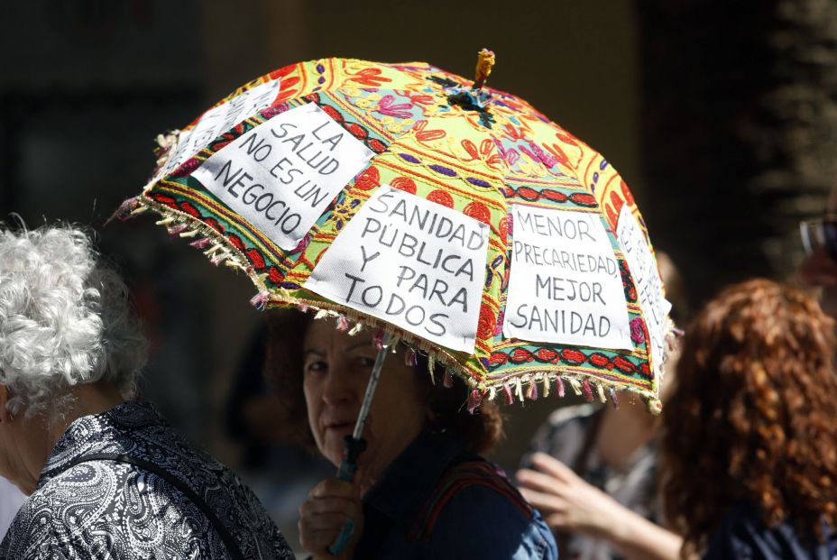 EuropaPress 5080475 detalles manifestacion defensa sanidad publica 25 marzo 2023 malaga