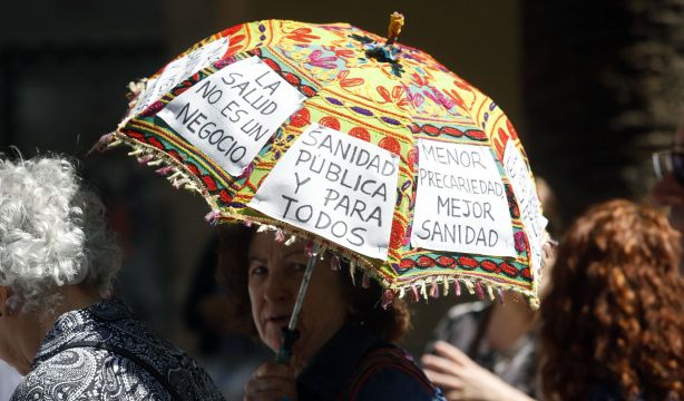 La mitad de la población no sabe que la sanidad pública se financia con los impuestos