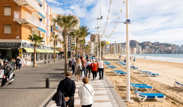 Los viajes del Imserso, suspendidos temporalmente : ¿qué pasa ahora con las solicitudes?