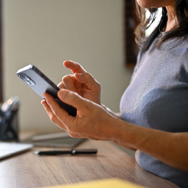 La Seguridad Social alerta: no está mandando un SMS para conseguir tu "nueva tarjeta sanitaria"