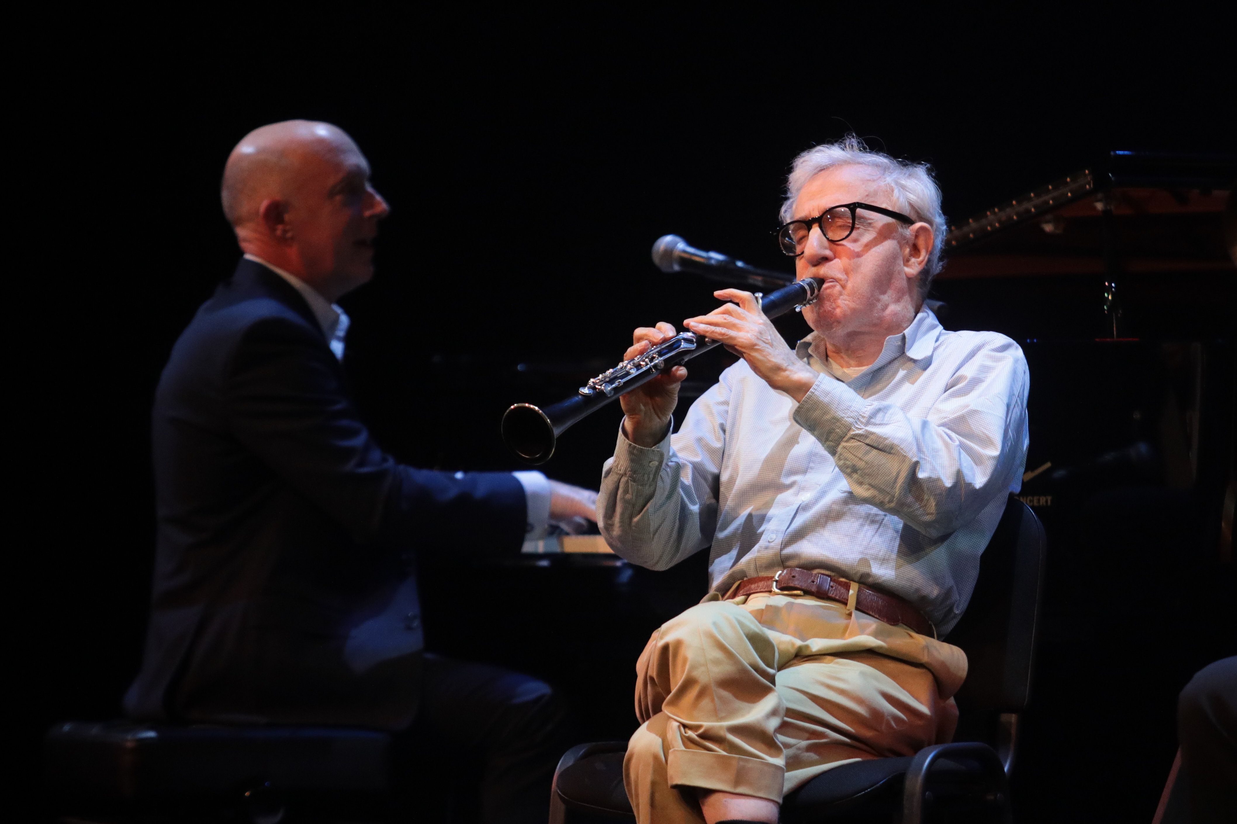 Woody Allen y su banda cautivan en Barcelona