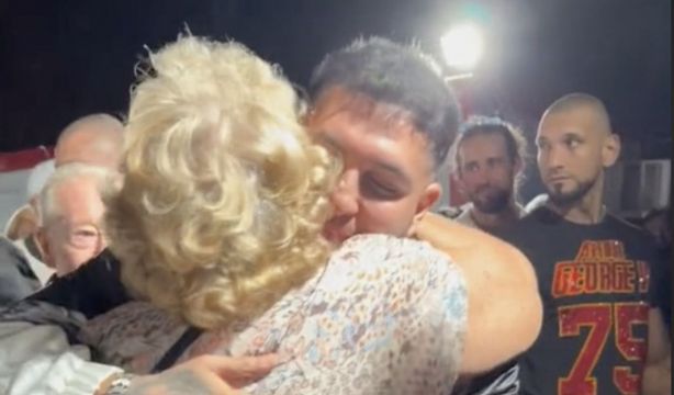 VÍDEO: Un nieto cumple el sueño de sus abuelos y consigue que conozcan a Omar Montes