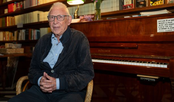 Raimon: "Catalán, valenciano y balear son la misma lengua, es obvio""