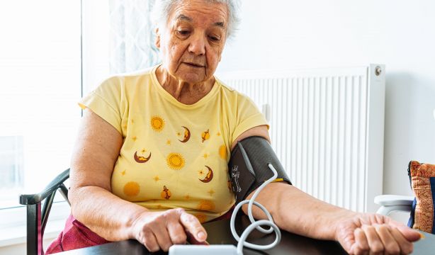 La OMS alerta de que 4 de cada 5 personas con hipertensión no recibe un tratamiento adecuado