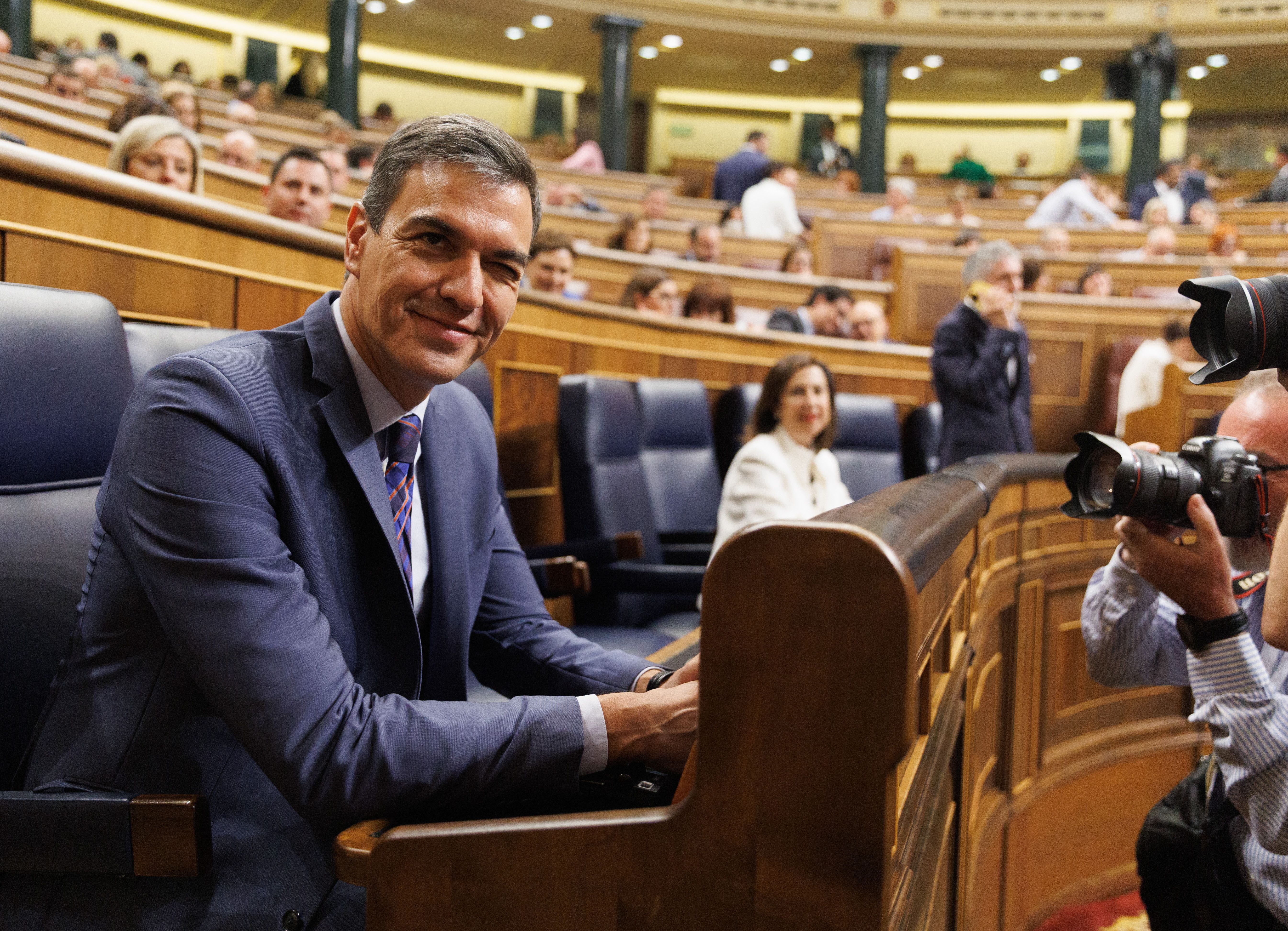 El primer CIS tras las elecciones sitúa al PSOE en cabeza, con 1,8 puntos de ventaja sobre el PP