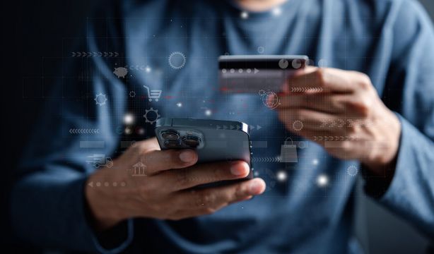 Más de la mitad de los mayores de 55 en todo el mundo se sienten cómodos con la banca online