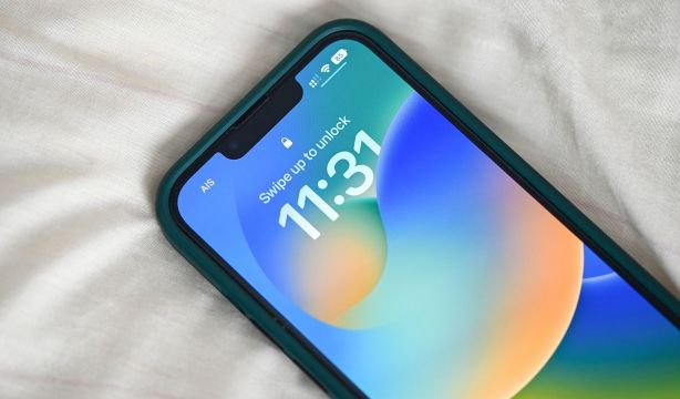 Secretos para llevar tus billetes de avión en el iPhone: viaja más fácil