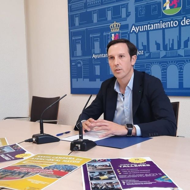 La Campaña de Atención al Mayor de Badajoz ofrecerá gimnasia, talleres y rutas gratuitas. Foto: Europa Press La Campaña de Atención al Mayor de Badajoz ofrecerá gimnasia, talleres y rutas gratuitas. Foto: Europa Press