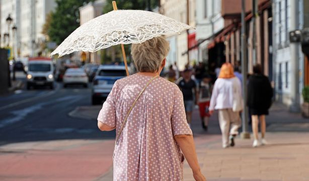 ¿Cómo viven las personas mayores el calor extremo?
