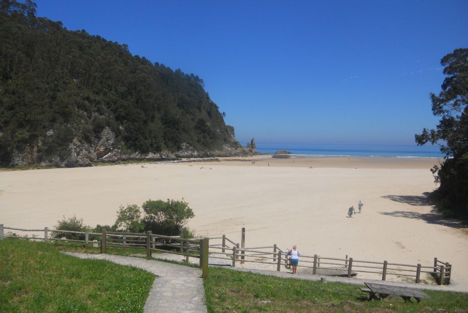 Playa de la Franca (Asturias)