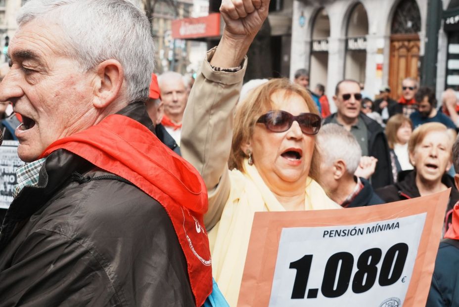 "Pensión mínima de 1.080 euros  y poder adquisitivo de las pensiones, ¡ya!"