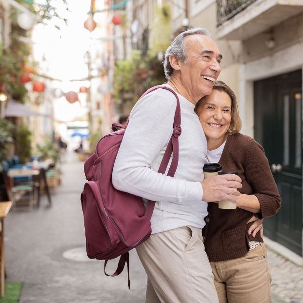 Logros de los mayores en la revolución sénior: de la banca a la DGT, se suman las victorias. Foto: bigstock