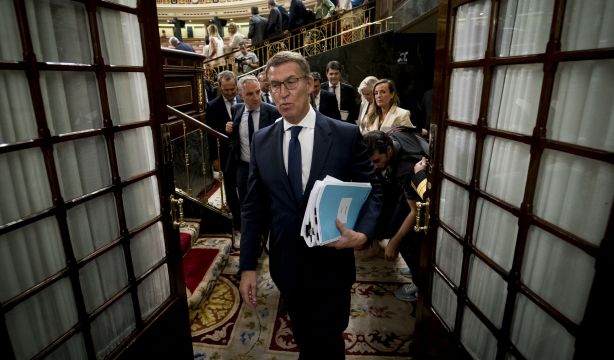 Feijóo pierde la primera votación y deberá esperar al viernes para intentar ser investido