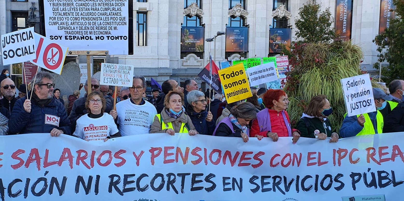 Generaciones unidas por las pensiones: ¡todos a la manifestación del 28 de octubre!