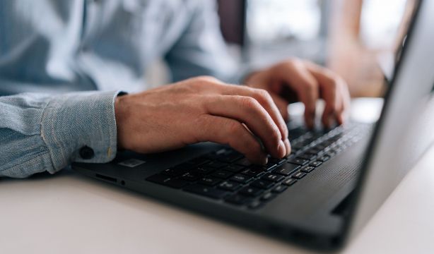 ¿Qué es y cómo funciona el sistema RED de la Seguridad Social? Foto: Bigstock