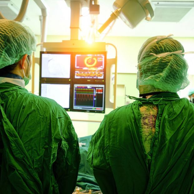 Cateterismo cardiaco y una coronariografía Cateterismo cardiaco y una coronariografía