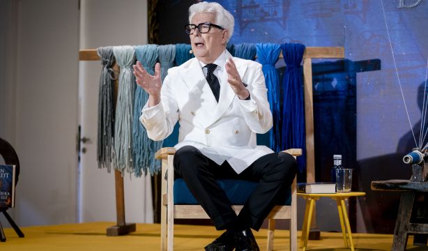 Ken Follet pone fin a la saga 'Los pilares de la Tierra': "Hay que dejarlo antes de que se aburran"