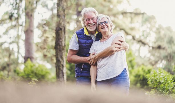 Un nuevo estudio revela a qué edad somos más felices
