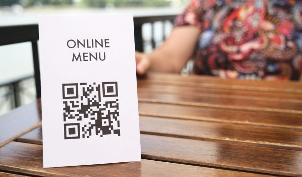 Alertan de los códigos QR para consultar la carta de los restaurantes