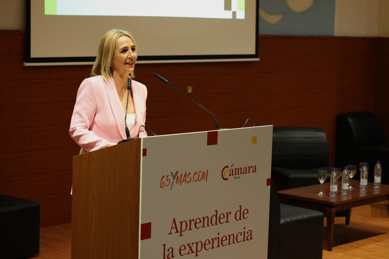 Inés Cañizares: "El talento, la experiencia, el esfuerzo y el conocimiento son fuentes de riqueza"