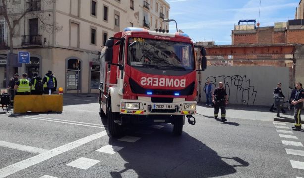 Muere el niño de 2 años en estado crítico tras el incendio en Santa Coloma