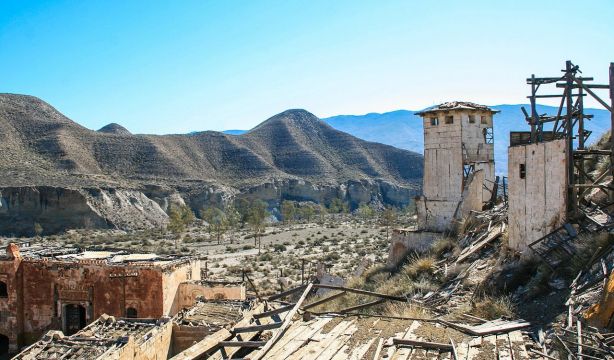 Se vende el poblado cinematográfico 'Western Leone', escenario de muchas películas del oeste