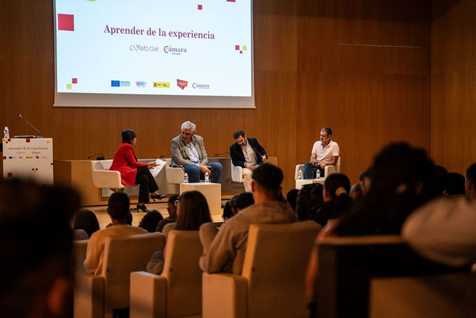 Isabel Contreras: “Muchas veces las personas mayores son relegadas a un segundo plano en la empresa”