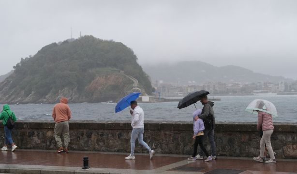 La borrasca 'Aline' se aleja de España pero bajan las temperaturas