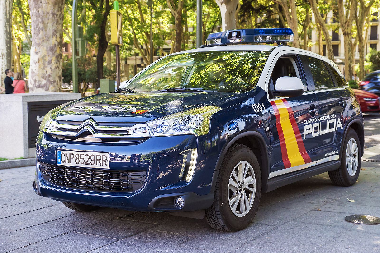 Un mes en coma tras recibir una paliza por apoyarse en su coche Un mes en coma tras recibir una paliza por apoyarse en su coche