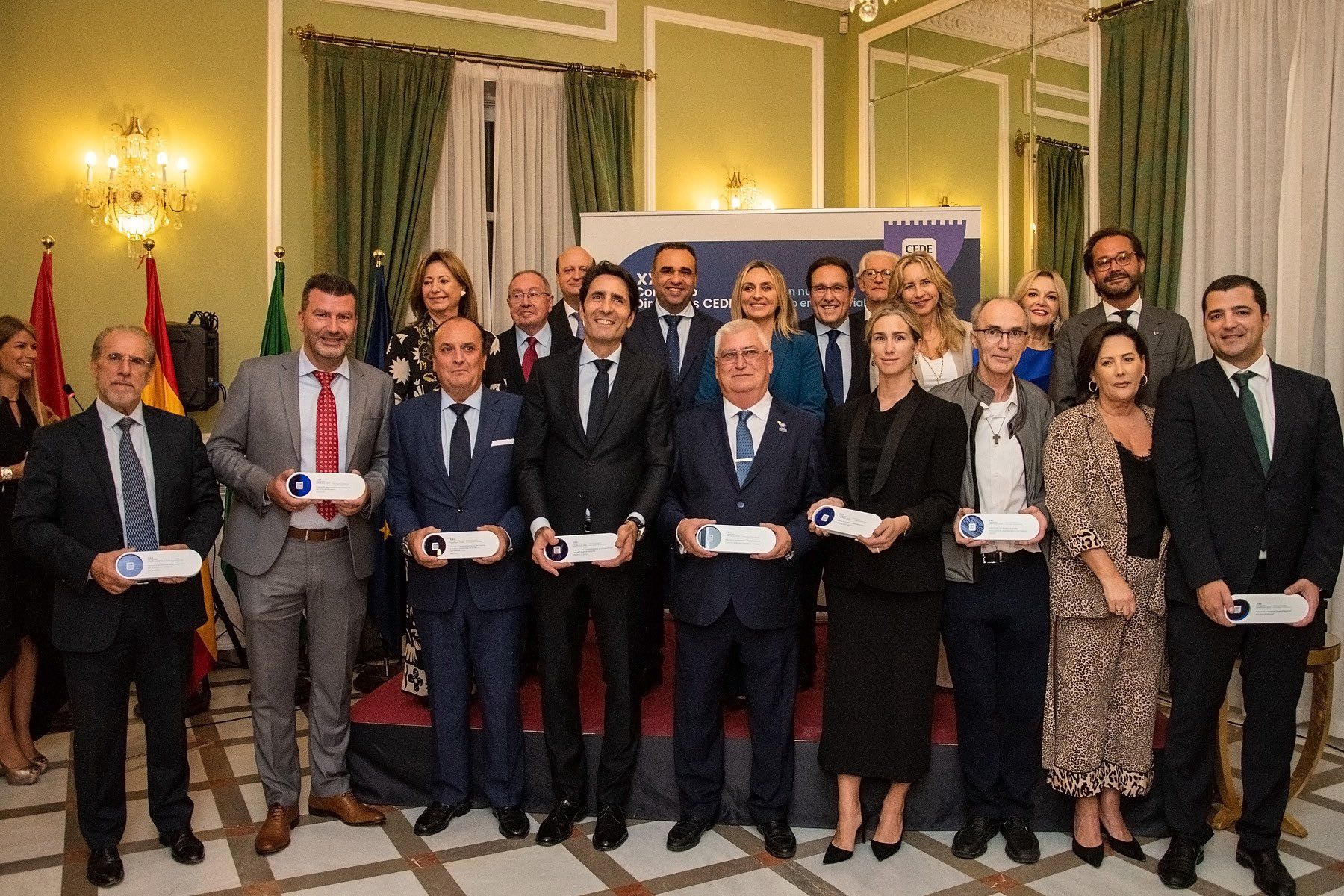 Fundación CEDE entrega sus premios anuales a la excelencia empresarial: estos son los ganadores Fundación CEDE entrega sus premios anuales a la excelencia empresarial: estos son los ganadores