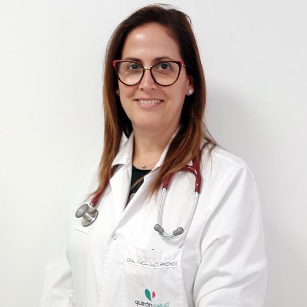 Doctora Nieves Fernández Letamendi, geriatra en el Hospital Quirónsalud Zaragoza