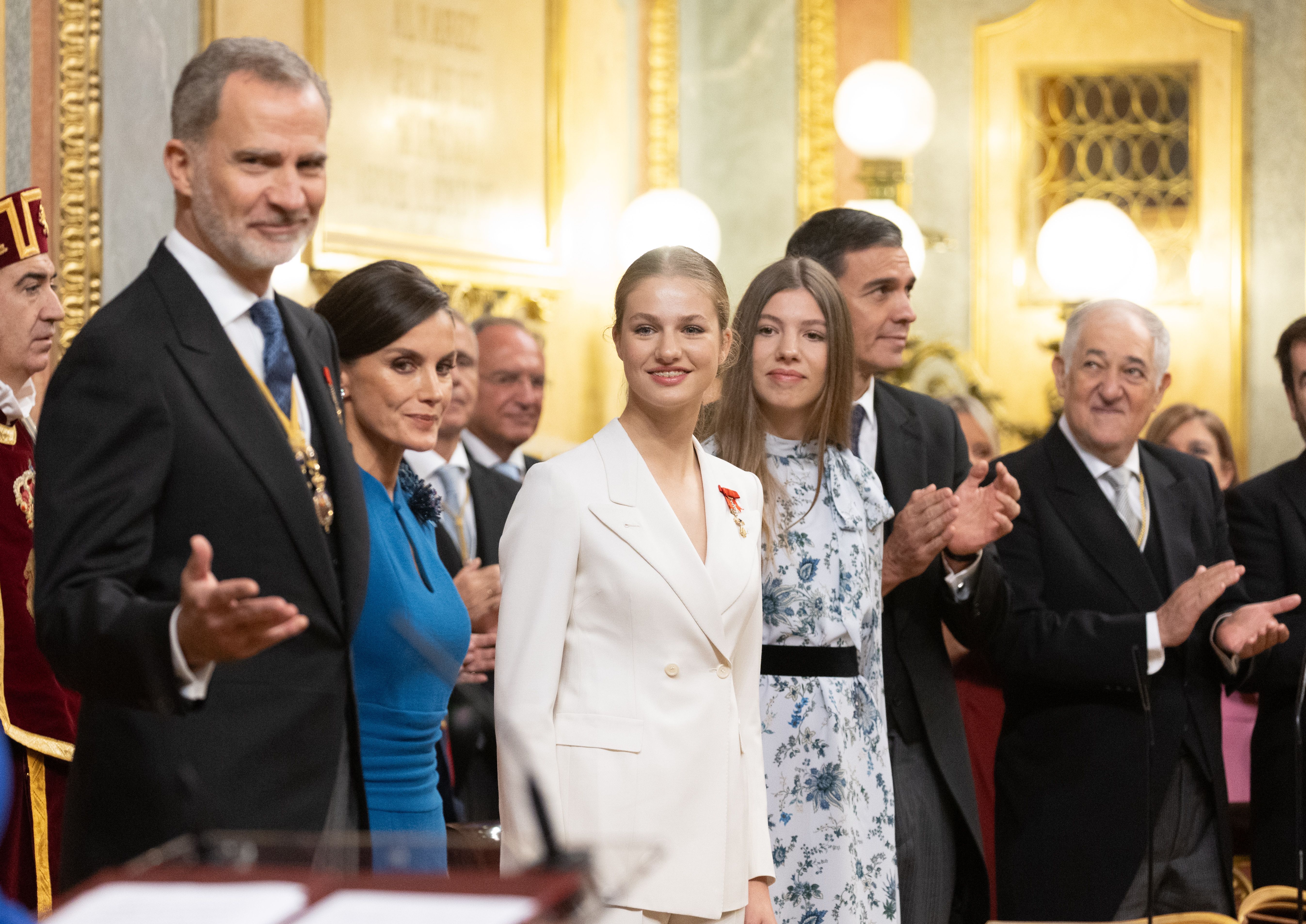 EuropaPress 5545572 i d reyes espana felipe vi letizia princesa leonor infanta sofia presidente