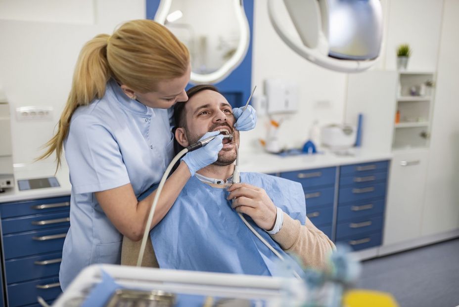 El frío puede afectar a nuestra salud bucodental, causando dolor, hipersensibilidad o grietas