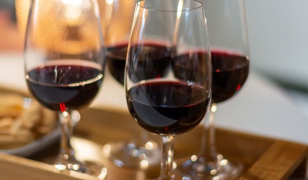 Los mejores vinos tintos crianza por menos de 8 euros, según la OCU