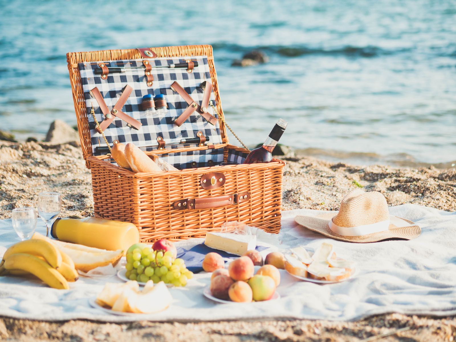 No cometas estos errores cuando lleves comida a la playa