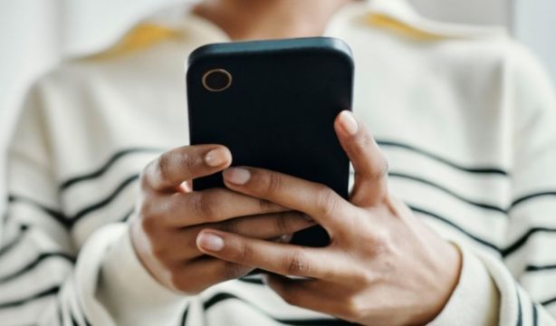 ¿Qué es el 'bluesnarfing? Evita que te roben datos a través de bluetooth