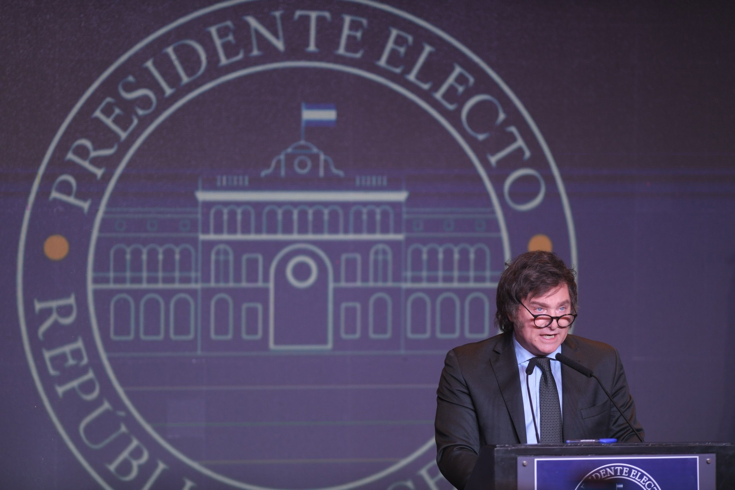 Milei tumba al peronismo y será el nuevo presidente de Argentina