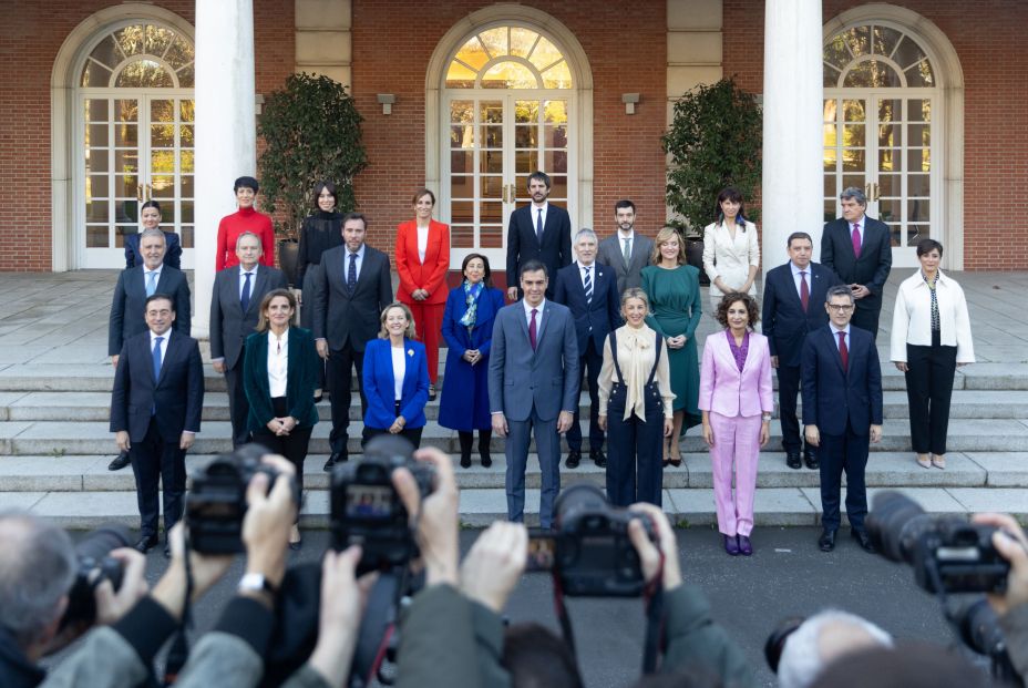FOTOS: El estreno del nuevo Consejo de Ministros de Pedro Sánchez