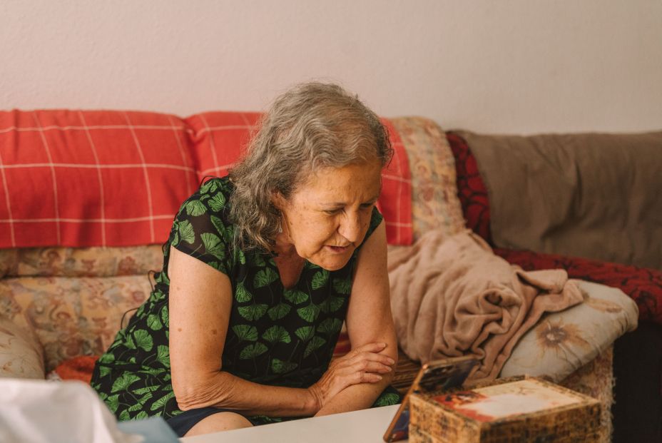 Fundación “la Caixa” atiende a más de 2.000 personas mayores en situación de soledad
