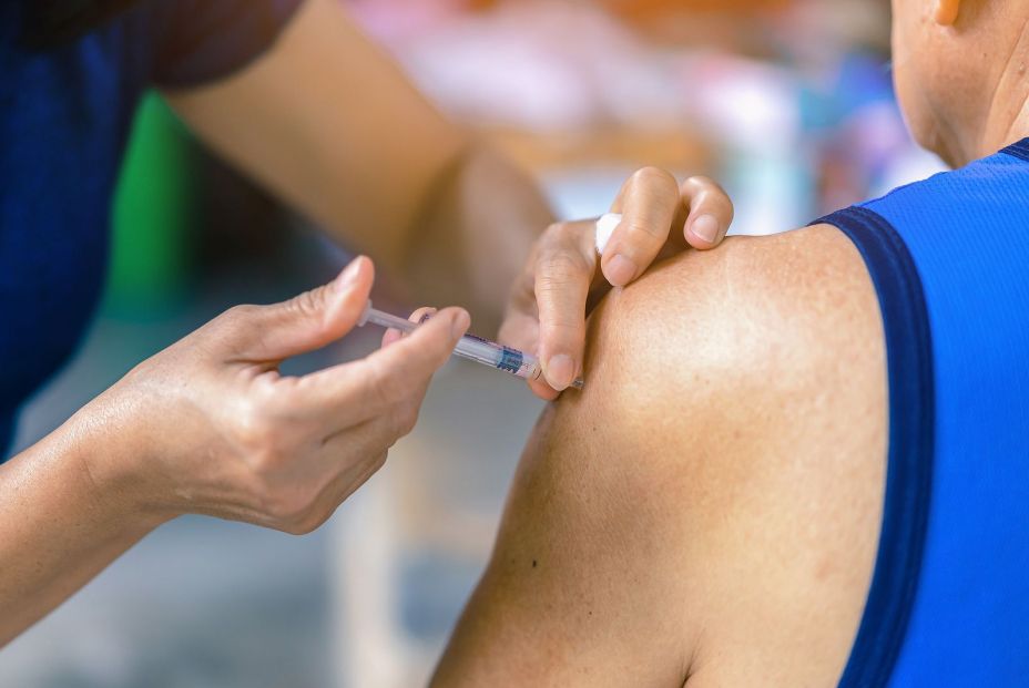 Solo el 44% de la población española tiene intención de vacunarse de la gripe este año