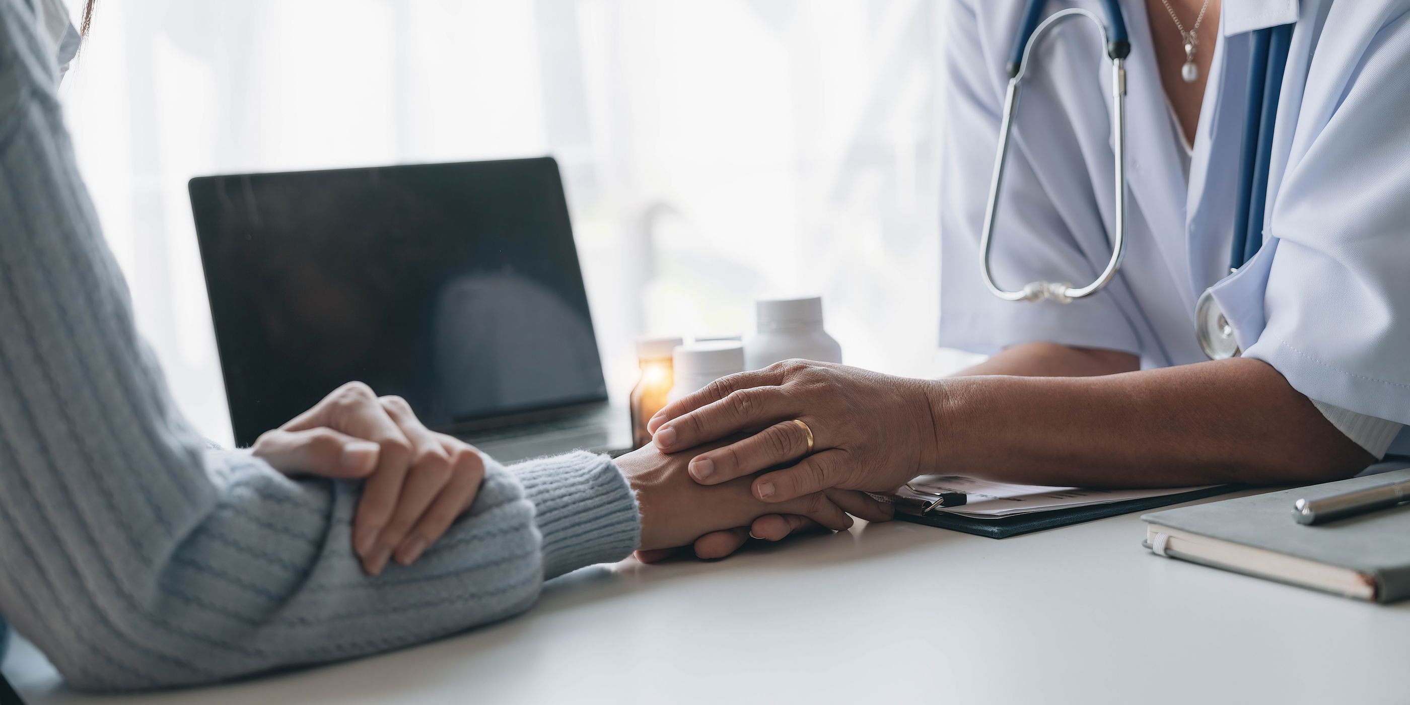 Reconocen al Hospital Infanta Cristina de Madrid por la calidad de la atención a mayores. Foto: Bigstock