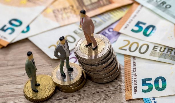 La pensión de jubilación sube a 1.377 euros y el gasto se dispara a 24.000 millones por la extra