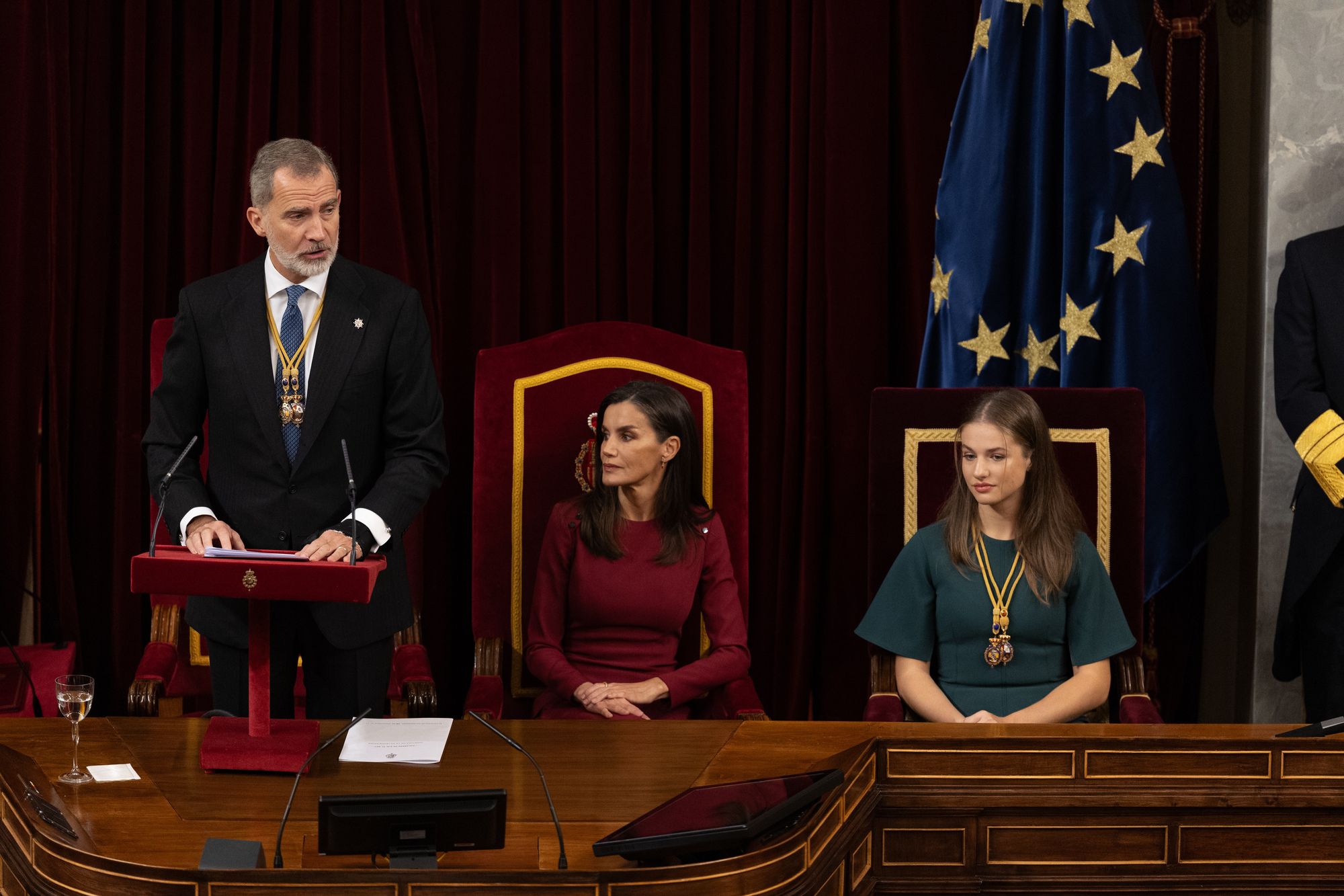 El Rey pide a los políticos "una España sólida y unida, sin divisiones ni enfrentamientos"