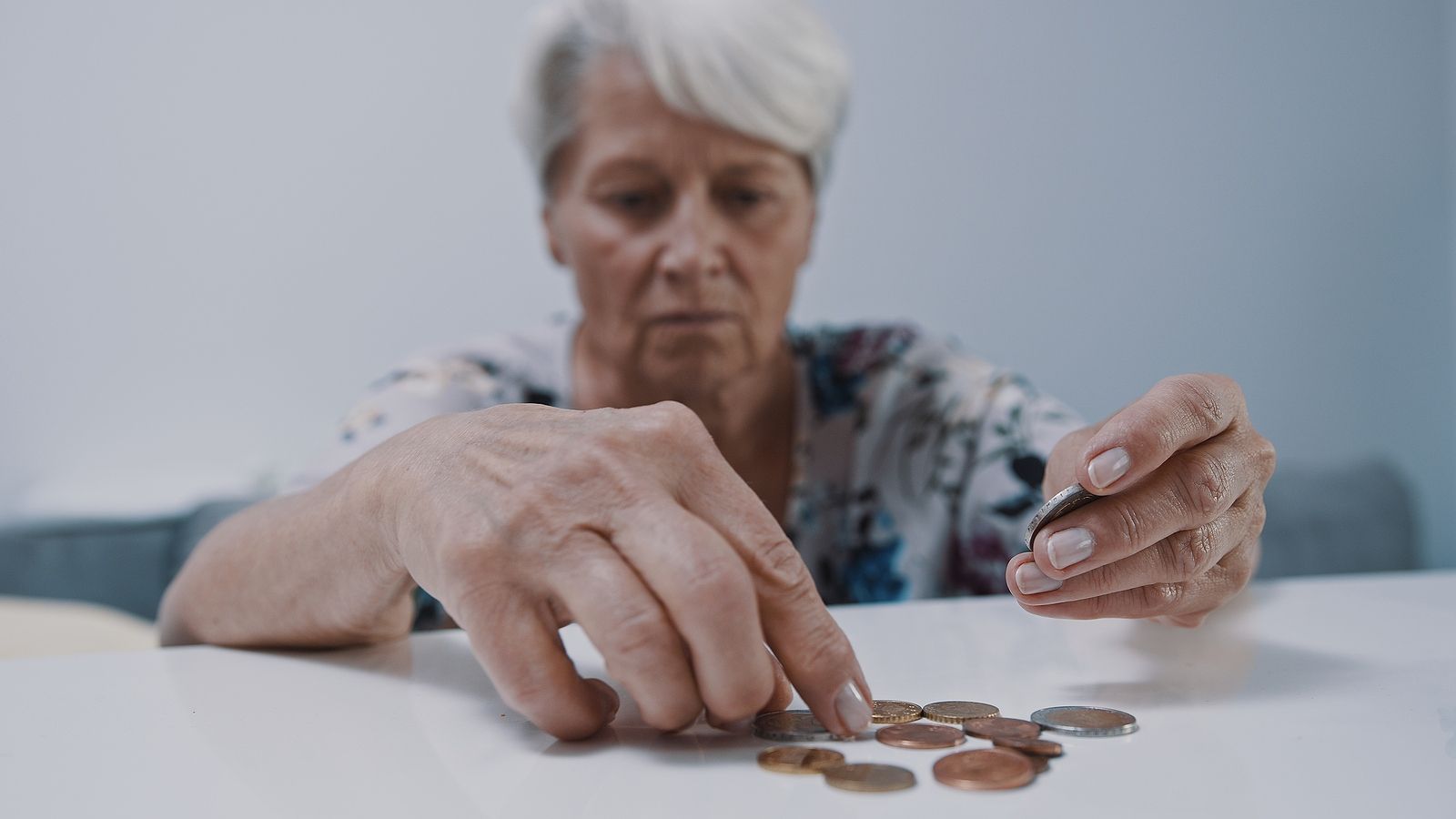 Ni la pensión de viudedad ni la de autónomos llegarán a 1.000 euros de media en 2024