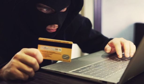 Alerta: estas son las estafas más comunes al hacer las compras navideñas