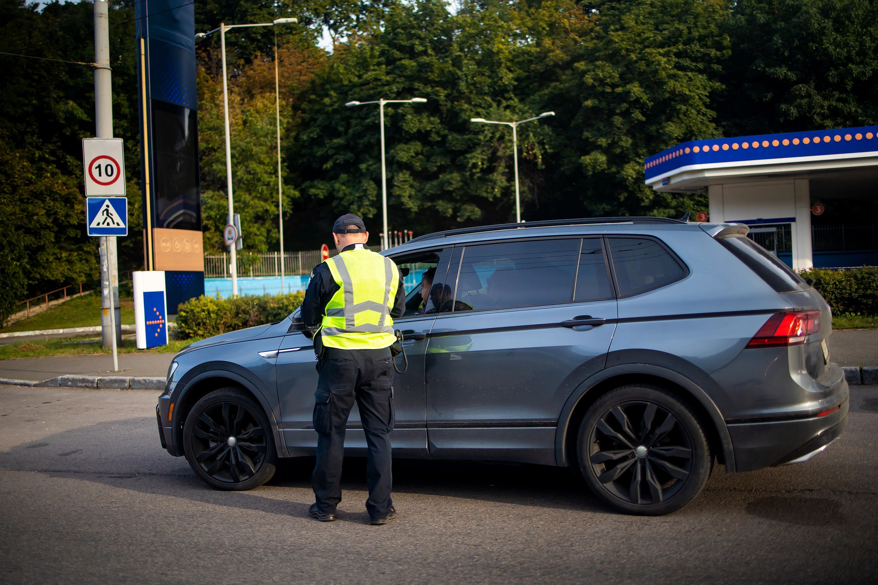 La DGT podría multarte con hasta 6.000 euros si llevas esto en el coche