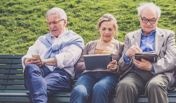 Pensiones 2024: subida del 3,8%, jubilarse más tarde y mayor cotización para asalariados y autónomos
