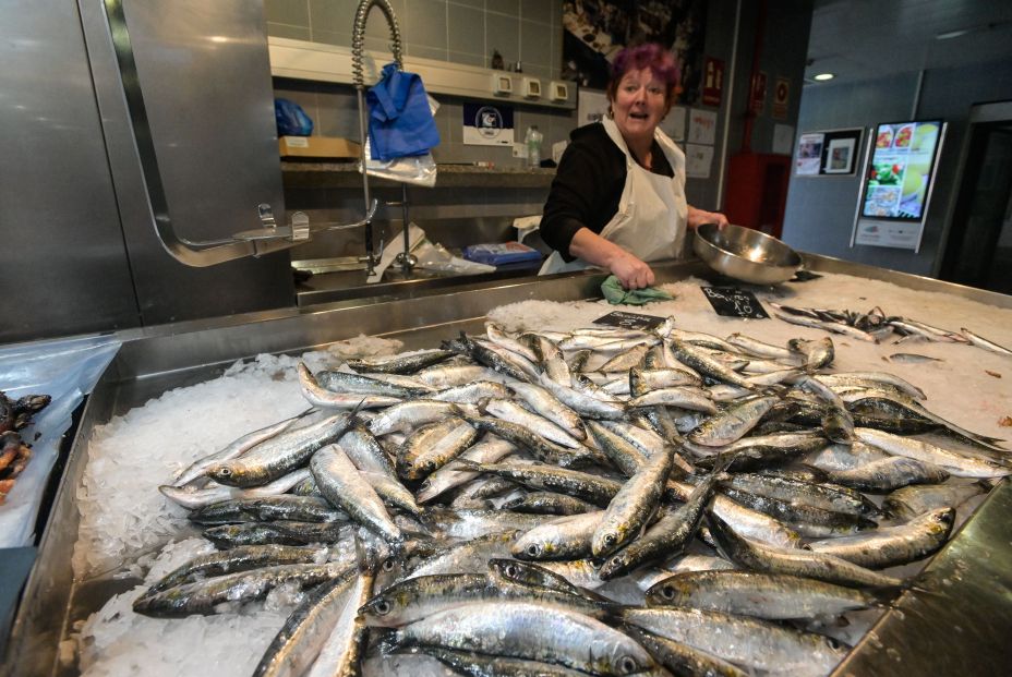 autonomos senior pescadera mercado