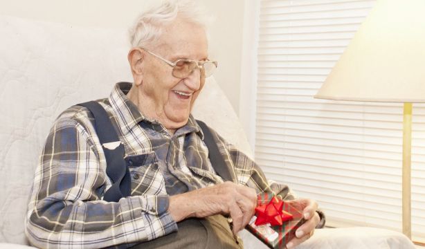 Empatía silver en Navidad: cómo mejorar la relación con los más mayores durante las festividades