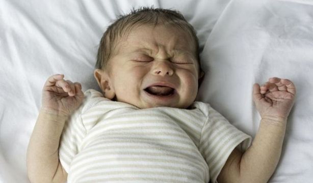 Hambre, sueño o miedo: descubre qué le pasa al bebé según el tipo de llanto